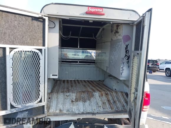 ✅ 2000 Dodge Dakota Sport • VIN: 1B7GG22N3YS765590 • Лот: 43192807. Опубликован ранее на IAAI с пробегом 113 245 миль. Бесплатный доступ к архиву аукционных продаж из США и подробный отчёт об истории автомобиля на DreamBid. Изображение 17.