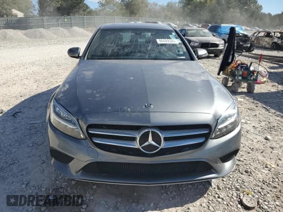 ✅ 2021 Mercedes-Benz C 300 • VIN: W1KWF8DB7MR617244 • Lot: 86489525. Listed on Copart with 88,761 mi. Free auction sales archive from the USA and detailed vehicle history report at DreamBid. Image 5.