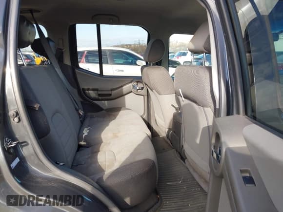 ✅ 2008 Nissan Xterra X • VIN: 5N1AN08W28C511813 • Lot: 43640914. Wystawiony na IAAI z przebiegiem 122 755 mil. Bezpłatny archiwum sprzedaży aukcyjnych z USA i szczegółowy raport historii pojazdu na DreamBid. Zdjęcie 8.