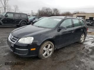 ✅ 2009 Volkswagen Jetta • VIN: 3VWKZ71K09M250143 • Лот: 82247774. Опубликован ранее на Copart с пробегом 156 600 миль. Бесплатный доступ к архиву аукционных продаж из США и подробный отчёт об истории автомобиля на DreamBid. Изображение 1.