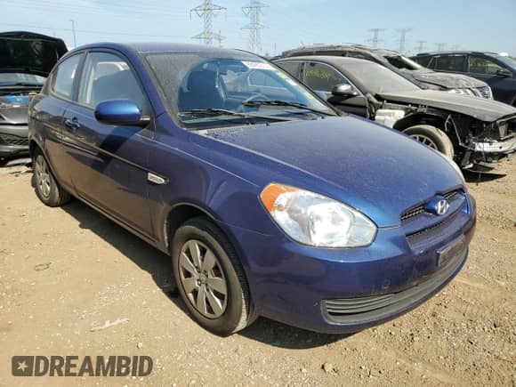 2010 Hyundai Accent GS with VIN KMHCM3AC9AU156748, listed as a Copart auction lot 68493014 with 124,228 mi miles and Salvage title. Bid and sale history available at DreamBid. Image 4.