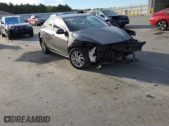 ✅ 2012 Mazda 3 i Touring • VIN: JM1BL1V88C1588085 • Lot: 82169225. Listed on Copart with Not provided. Free auction sales archive from the USA and detailed vehicle history report at DreamBid. Image 13.