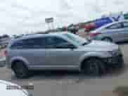 2018 Dodge Journey SE с VIN 3C4PDCAB9JT444843, выставлен на аукционе IAAI как лот 42473807 с пробегом 146 996 миль миль и . История ставок и продаж доступна на DreamBid. Изображение 14.