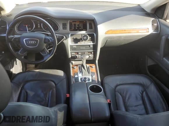 ✅ 2015 Audi Q7 Premium Plus • VIN: WA1LMAFE6FD015527 • Лот: 82265915. Опубликован ранее на Copart с пробегом 144 430 миль. Бесплатный доступ к архиву аукционных продаж из США и подробный отчёт об истории автомобиля на DreamBid. Изображение 8.