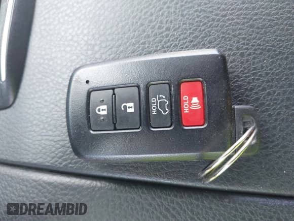 ✅ 2019 Toyota Highlander Hybrid XLE • VIN: 5TDJGRFH2KS074506 • Лот: 42684289. Опубликован ранее на IAAI с пробегом 32 785 миль. Бесплатный доступ к архиву аукционных продаж из США и подробный отчёт об истории автомобиля на DreamBid. Изображение 11.