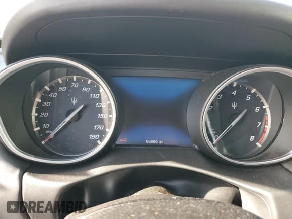 ✅ 2018 Maserati Levante S GranSport • VIN: ZN661YUS0JX269737 • Lot: 82872953. Wystawiony na Copart z przebiegiem 98 866 mil. Bezpłatny archiwum sprzedaży aukcyjnych z USA i szczegółowy raport historii pojazdu na DreamBid. Zdjęcie 9.