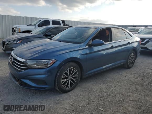 ✅ 2019 Volkswagen Jetta S • VIN: 3VWC57BU2KM013465 • Lot: 52649625. Listed on Copart with 100,640 mi. Free auction sales archive from the USA and detailed vehicle history report at DreamBid. Image 1.