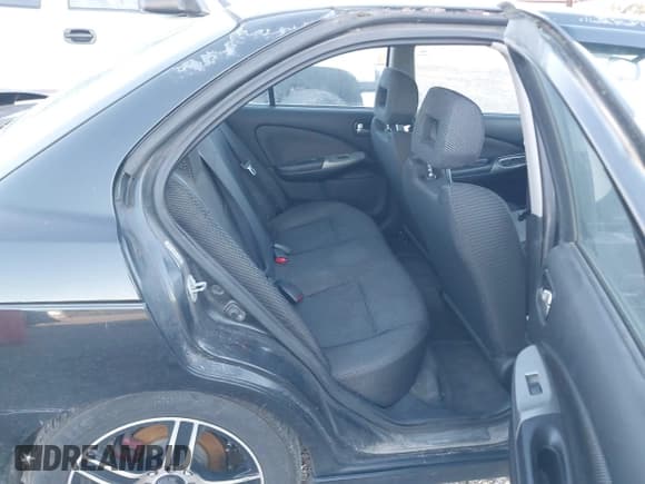 ✅ 2004 Nissan Sentra SE-R • VIN: 3N1AB51D24L728623 • Lot: 43401703. Wystawiony na IAAI z przebiegiem 175 980 mil. Bezpłatny archiwum sprzedaży aukcyjnych z USA i szczegółowy raport historii pojazdu na DreamBid. Zdjęcie 8.