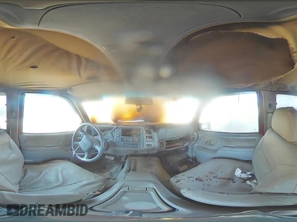 ✅ 1998 GMC Sierra 1500 • VIN: 2GTEK19R1W1527730 • Лот: 80983495. Опубликован ранее на Copart с пробегом Не указан. Бесплатный доступ к архиву аукционных продаж из США и подробный отчёт об истории автомобиля на DreamBid. Изображение 14.