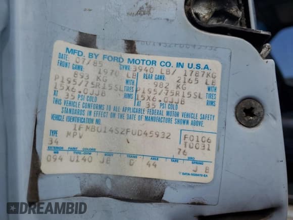 ✅ 1985 Ford Bronco • VIN: 1FMBU14S2FUD45932 • Lot: 71097835. Wystawiony na Copart z przebiegiem 39 265 mil. Bezpłatny archiwum sprzedaży aukcyjnych z USA i szczegółowy raport historii pojazdu na DreamBid. Zdjęcie 12.