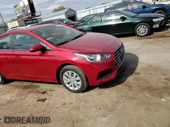 ✅ 2022 Hyundai Accent SE • VIN: 3KPC24A65NE159144 • Лот: 76994614. Опубликован ранее на Copart с пробегом 28 919 миль. Бесплатный доступ к архиву аукционных продаж из США и подробный отчёт об истории автомобиля на DreamBid. Изображение 11.