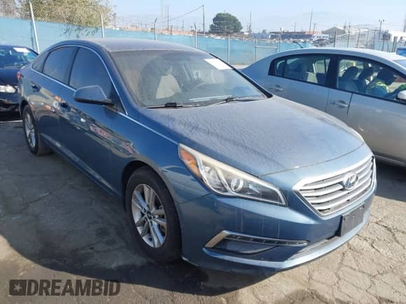 2015 Hyundai Sonata SE с VIN 5NPE24AF6FH218126, выставлен на аукционе IAAI как лот 43618398 с пробегом 120 039 миль миль и . История ставок и продаж доступна на DreamBid. Изображение 1.