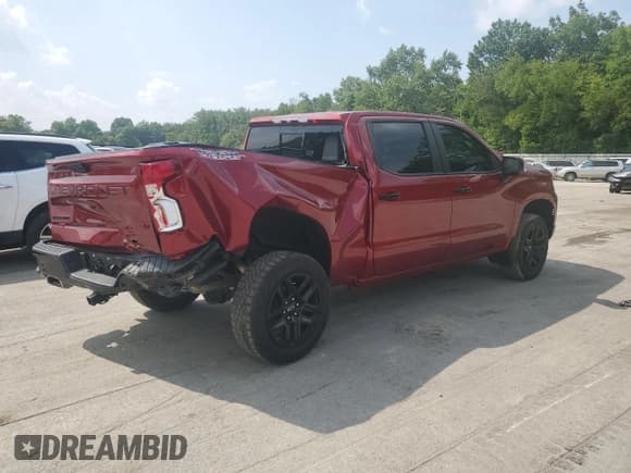 ✅ 2022 Chevrolet Silverado 1500 LT Trail Boss • VIN: 3GCUDFED9NG524318 • Lot: 68218825. Wystawiony na Copart z przebiegiem 43 149 mil. Bezpłatny archiwum sprzedaży aukcyjnych z USA i szczegółowy raport historii pojazdu na DreamBid. Zdjęcie 3.