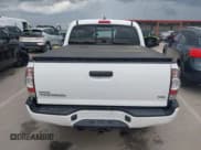 ✅ 2015 Toyota Tacoma • VIN: 3TMLU4EN8FM182145 • Lot: 42596941. Listed on IAAI with 251,772 mi. Free auction sales archive from the USA and detailed vehicle history report at DreamBid. Image 17.