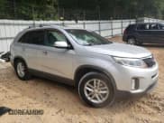✅ 2015 Kia Sorento LX • VIN: 5XYKT4A75FG587155 • Лот: 80924005. Опубликован ранее на Copart с пробегом 143 622 миль. Бесплатный доступ к архиву аукционных продаж из США и подробный отчёт об истории автомобиля на DreamBid. Изображение 4.