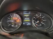 ✅ 2017 Nissan Rogue SL • VIN: 5N1AT2MV9HC862765 • Lot: 91185305. Wystawiony na Copart z przebiegiem 84 618 mil. Bezpłatny archiwum sprzedaży aukcyjnych z USA i szczegółowy raport historii pojazdu na DreamBid. Zdjęcie 9.