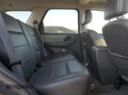 ✅ 2006 Ford Escape XLT • VIN: 1FMCU93166KC47848 • Lot: 85583935. Listed on Copart with 304,843 mi. Free auction sales archive from the USA and detailed vehicle history report at DreamBid. Image 11.