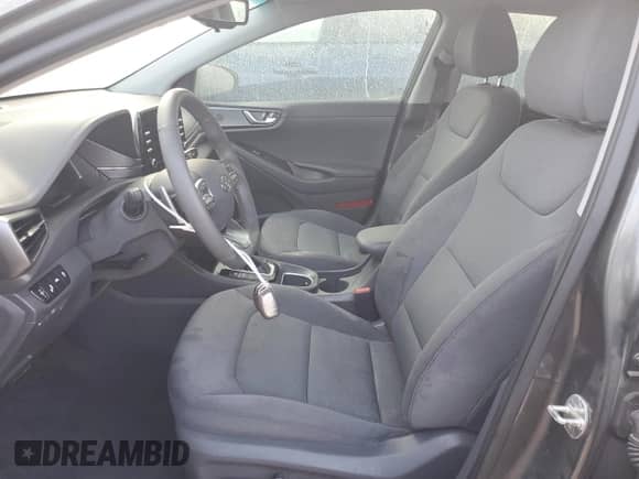 2022 Hyundai Ioniq SE с VIN KMHC75LC0NU279103, выставлен на аукционе Copart как лот 74904184 с пробегом Не указан миль и На запчасти • Non repairable. История ставок и продаж доступна на DreamBid. Изображение 7.