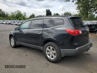 ✅ 2011 Chevrolet Traverse 2LT • VIN: 1GNKRJED5BJ384703 • Lot: 67781294. Wystawiony na Copart z przebiegiem Nie podano. Bezpłatny archiwum sprzedaży aukcyjnych z USA i szczegółowy raport historii pojazdu na DreamBid. Zdjęcie 2.