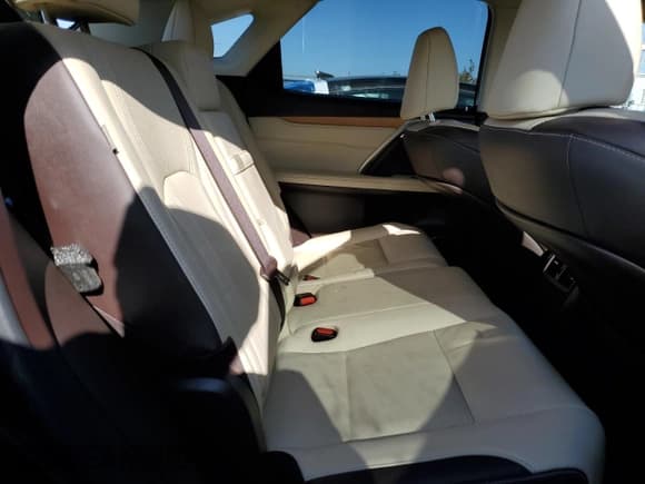 ✅ 2019 Lexus RX 350 • VIN: JTJBZMCA7K2038551 • Lot: 89865425. Listed on Copart with 57,313 mi. Free auction sales archive from the USA and detailed vehicle history report at DreamBid. Image 11.