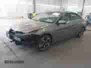 2023 Hyundai Elantra Limited z VIN KMHLN4AJ8PU051936, wystawiony jako IAAI lot #43202140 z przebiegiem 55 720 mil mil oraz . Historia ofert i sprzedaży dostępna na DreamBid. Obrazek 18.