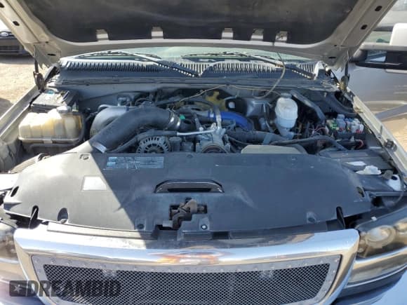 ✅ 2004 GMC Sierra 2500HD • VIN: 1GTHK23174F165138 • Lot: 51802895. Listed on Copart with 179,097 mi. Free auction sales archive from the USA and detailed vehicle history report at DreamBid. Image 11.