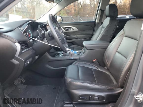 ✅ 2020 Chevrolet Traverse LT • VIN: 1GNERHKW2LJ114843 • Lot: 91086005. Listed on Copart with 57,562 mi. Free auction sales archive from the USA and detailed vehicle history report at DreamBid. Image 7.