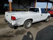 ✅ 1997 Chevrolet S-10 • VIN: 1GCCS14X4V8188518 • Лот: 48252345. Опубликован ранее на Copart с пробегом 286 728 миль. Бесплатный доступ к архиву аукционных продаж из США и подробный отчёт об истории автомобиля на DreamBid. Изображение 3.