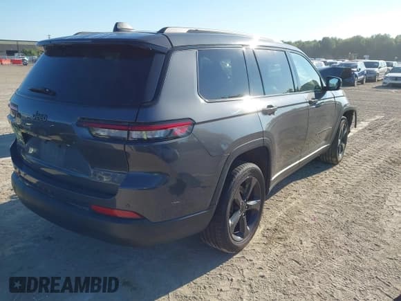 ✅ 2023 Jeep Grand Cherokee Laredo • VIN: 1C4RJKAG4P8101775 • Lot: 43133852. Listed on IAAI with 72,579 mi. Free auction sales archive from the USA and detailed vehicle history report at DreamBid. Image 4.