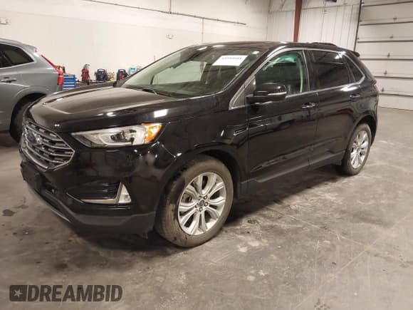 ✅ 2022 Ford Edge Titanium • VIN: 2FMPK4K94NBA14013 • Lot: 43510101. Wystawiony na IAAI z przebiegiem 75 988 mil. Bezpłatny archiwum sprzedaży aukcyjnych z USA i szczegółowy raport historii pojazdu na DreamBid. Zdjęcie 18.