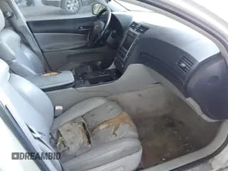 ✅ 2006 Lexus GS 300 • VIN: JTHCH96SX60008231 • Lot: 43658442. Wystawiony na IAAI z przebiegiem 230 332 mil. Bezpłatny archiwum sprzedaży aukcyjnych z USA i szczegółowy raport historii pojazdu na DreamBid. Zdjęcie 5.