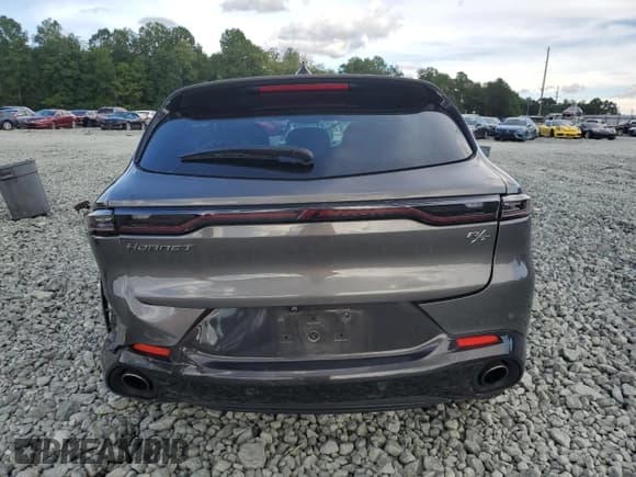 ✅ 2024 Dodge Hornet R/T • VIN: ZACPDFCW4R3A28971 • Lot: 69226965. Listed on Copart with 29,547 mi. Free auction sales archive from the USA and detailed vehicle history report at DreamBid. Image 6.