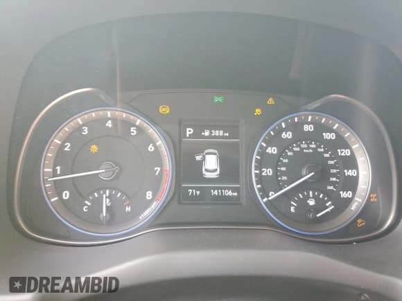 ✅ 2018 Hyundai Kona SEL • VIN: KM8K2CAAXJU080893 • Lot: 71932435. Listed on Copart with 141,106 mi. Free auction sales archive from the USA and detailed vehicle history report at DreamBid. Image 9.