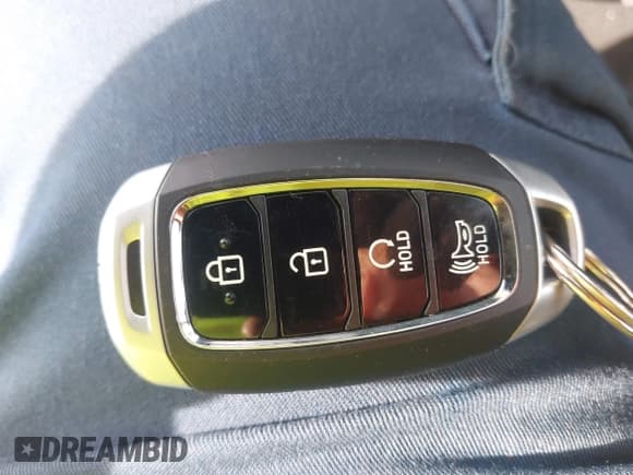 ✅ 2025 Hyundai Venue SEL • VIN: KMHRC8A32SU362179 • Lot: 43604943. Listed on IAAI with 7,803 mi. Free auction sales archive from the USA and detailed vehicle history report at DreamBid. Image 11.