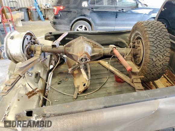 ✅ 2008 Dodge 2500 SLT • VIN: 3D7KS28A78G126302 • Лот: 82290225. Опубликован ранее на Copart с пробегом 373 373 миль. Бесплатный доступ к архиву аукционных продаж из США и подробный отчёт об истории автомобиля на DreamBid. Изображение 12.