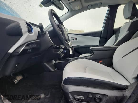 2021 Toyota Prius L Eco with VIN JTDKAMFU6M3145619, listed as a Copart auction lot 60266185 with 43,256 mi miles and Salvage title. Bid and sale history available at DreamBid. Image 7.