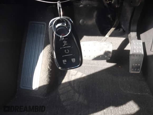 2020 Chevrolet Blazer LT z VIN 3GNKBJRS1LS685059, wystawiony jako IAAI lot #43345373 z przebiegiem 79 822 mil mil oraz . Historia ofert i sprzedaży dostępna na DreamBid. Obrazek 11.