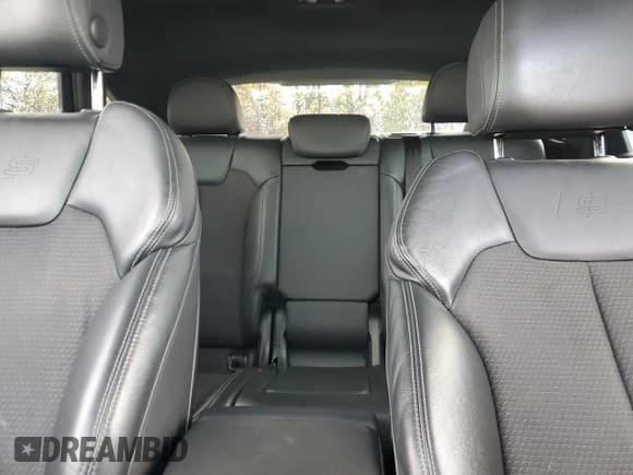 ✅ 2022 Audi SQ5 Sportback Premium Plus • VIN: WA124AFY7N2062243 • Лот: 87201205. Опубликован ранее на Copart с пробегом 44 853 миль. Бесплатный доступ к архиву аукционных продаж из США и подробный отчёт об истории автомобиля на DreamBid. Изображение 10.