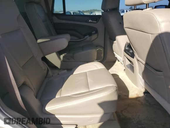 2017 Chevrolet Tahoe LT z VIN 1GNSKBKC1HR387839, wystawiony jako Copart lot #86437505 z przebiegiem 160 140 mil mil oraz Czysty tytuł • Clean title. Historia ofert i sprzedaży dostępna na DreamBid. Obrazek 11.