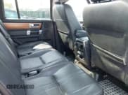 ✅ 2013 Land Rover LR4 HSE • VIN: SALAG2D44DA697884 • Lot: 42620594. Wystawiony na IAAI z przebiegiem 134 174 mil. Bezpłatny archiwum sprzedaży aukcyjnych z USA i szczegółowy raport historii pojazdu na DreamBid. Zdjęcie 8.