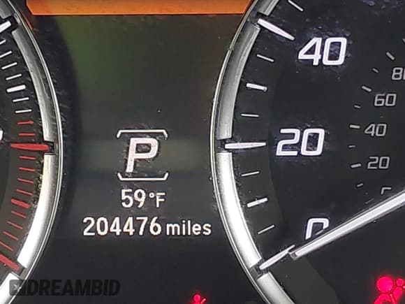 ✅ 2017 Acura MDX • VIN: 5J8YD3H32HL000813 • Lot: 41731816. Wystawiony na IAAI z przebiegiem 204 476 mil. Bezpłatny archiwum sprzedaży aukcyjnych z USA i szczegółowy raport historii pojazdu na DreamBid. Zdjęcie 16.