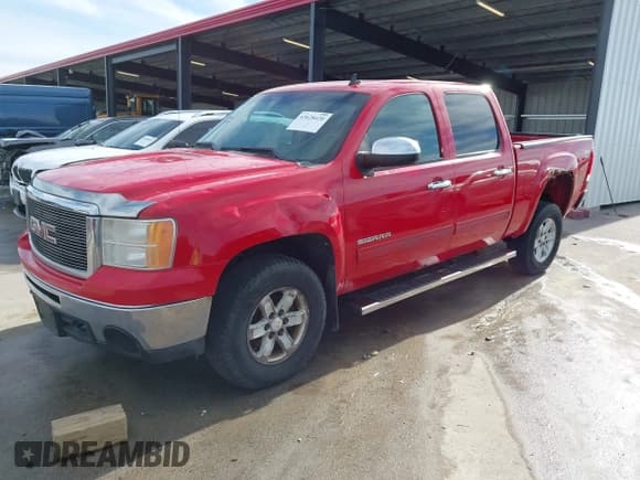✅ 2010 GMC Sierra 1500 SLE • VIN: 3GTRKVE33AG190388 • Lot: 43628420. Listed on IAAI with 148,763 mi. Free auction sales archive from the USA and detailed vehicle history report at DreamBid. Image 2.