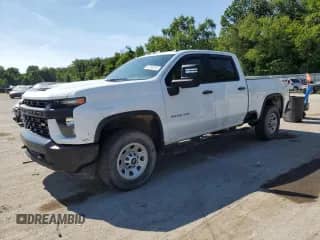 2020 Chevrolet Silverado 3500HD Work Truck z VIN 1GC4YSEY6LF118558, wystawiony jako Copart lot #65750315 z przebiegiem Nie podano mil oraz Szkoda całkowita • Salvage title. Historia ofert i sprzedaży dostępna na DreamBid. Obrazek 1.