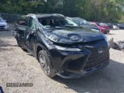 ✅ 2022 Lexus NX 350 Premium • VIN: JTJGGCEZXN5001800 • Lot: 43316780. Wystawiony na IAAI z przebiegiem 42 115 mil. Bezpłatny archiwum sprzedaży aukcyjnych z USA i szczegółowy raport historii pojazdu na DreamBid. Zdjęcie 1.