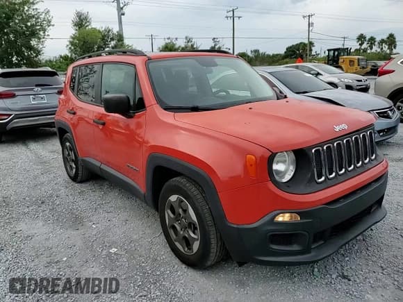 ✅ 2017 Jeep Renegade Sport • VIN: ZACCJAAB7HPF30939 • Lot: 91712115. Wystawiony na Copart z przebiegiem 114 321 mil. Bezpłatny archiwum sprzedaży aukcyjnych z USA i szczegółowy raport historii pojazdu na DreamBid. Zdjęcie 14.