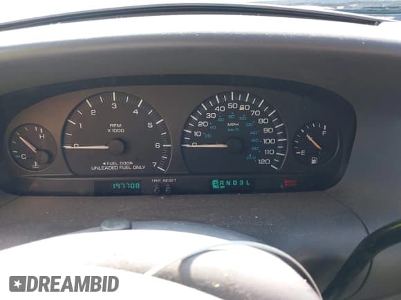 ✅ 1998 Chrysler Town & Country LXi • VIN: 1C4GP64L3WB609470 • Lot: 42956541. Wystawiony na IAAI z przebiegiem 197 708 mil. Bezpłatny archiwum sprzedaży aukcyjnych z USA i szczegółowy raport historii pojazdu na DreamBid. Zdjęcie 7.