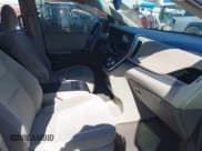 ✅ 2017 Toyota Sienna LE • VIN: 5TDKZ3DCXHS863837 • Lot: 43491475. Listed on IAAI with 94,505 mi. Free auction sales archive from the USA and detailed vehicle history report at DreamBid. Image 5.