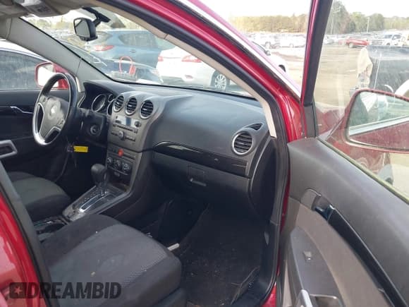 ✅ 2014 Chevrolet Captiva Sport LS • VIN: 3GNAL2EK9ES608236 • Lot: 41935534. Wystawiony na IAAI z przebiegiem 153 692 mil. Bezpłatny archiwum sprzedaży aukcyjnych z USA i szczegółowy raport historii pojazdu na DreamBid. Zdjęcie 5.