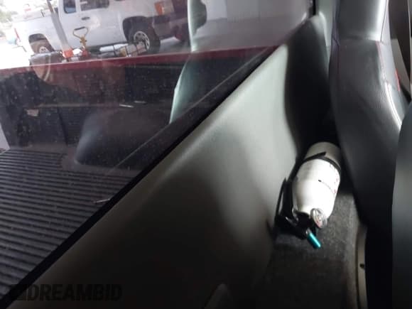 ✅ 2005 Chevrolet Colorado LS Z85 • VIN: 1GCCS146058256126 • Lot: 42363426. Listed on IAAI with 258,401 mi. Free auction sales archive from the USA and detailed vehicle history report at DreamBid. Image 8.