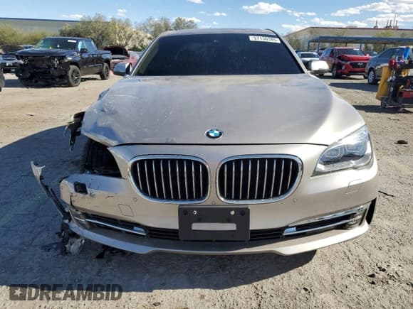 ✅ 2014 BMW 7 Series 740i • VIN: WBAYA6C58ED826697 • Lot: 57130385. Wystawiony na Copart z przebiegiem 50 107 mil. Bezpłatny archiwum sprzedaży aukcyjnych z USA i szczegółowy raport historii pojazdu na DreamBid. Zdjęcie 5.